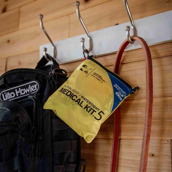Botiquin Ultralight Watertight 5 Intl