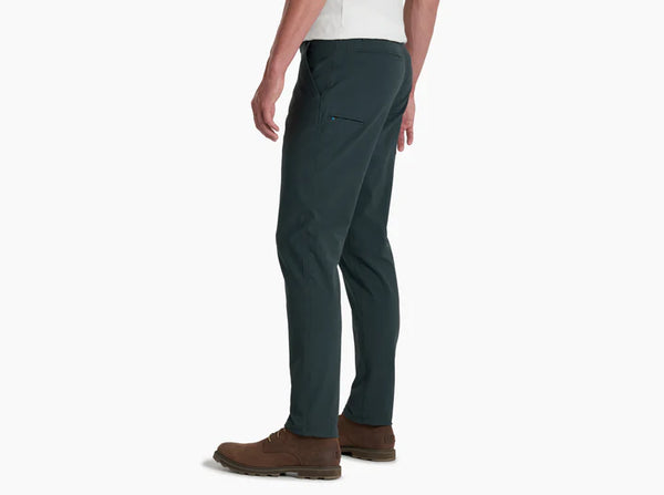 Pantalón Hombre Resistor Chino Tapered
